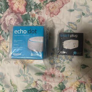 Amazon White Echo Dot (3rd Gen) & Amazon Smart Plug - BUNDLE DEAL